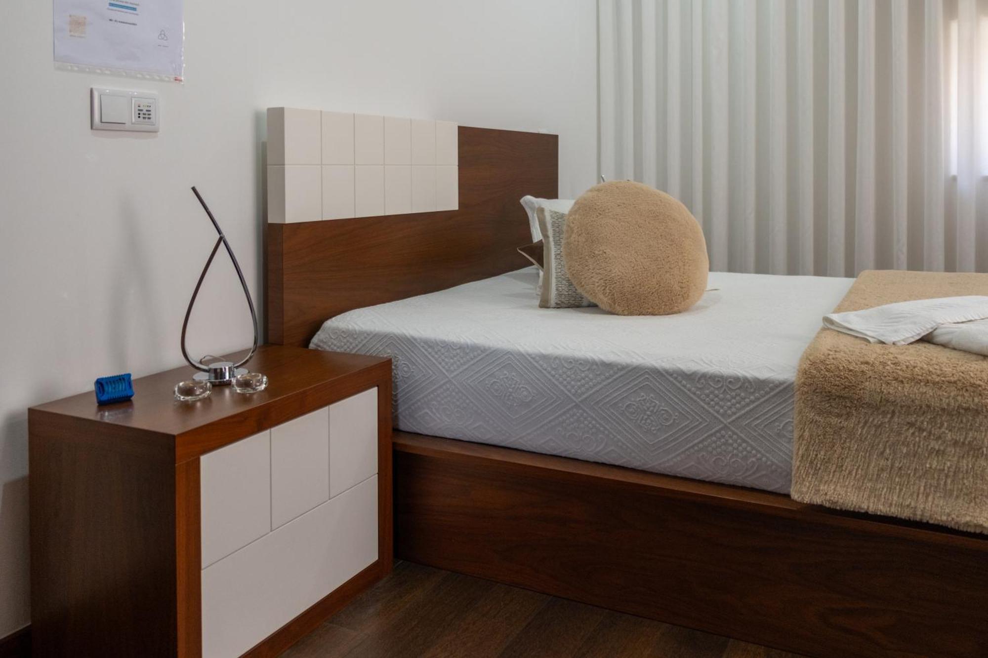 Deluxe Villa Home, Peace & Spa 孔迪镇 外观 照片