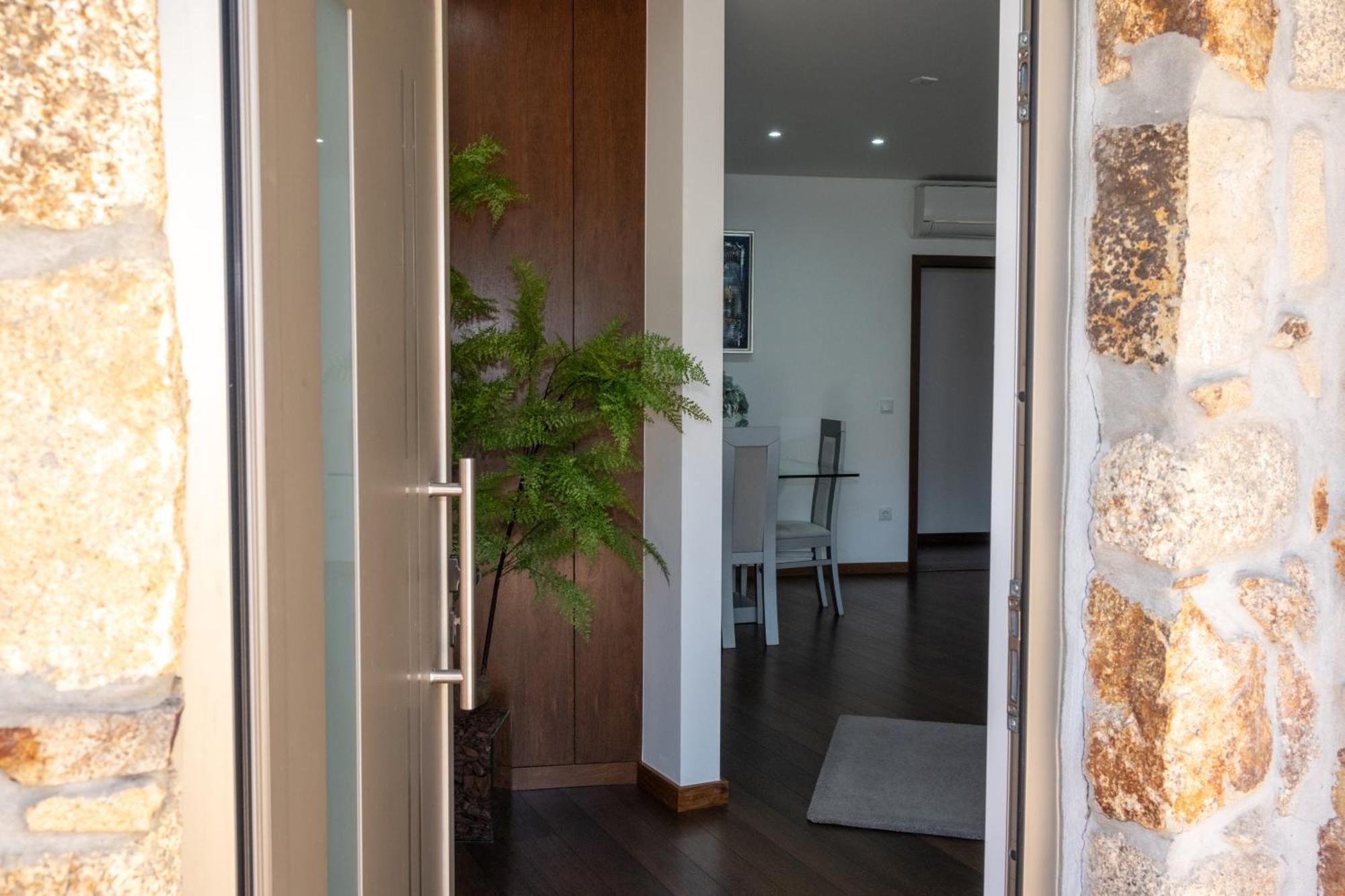 Deluxe Villa Home, Peace & Spa 孔迪镇 外观 照片