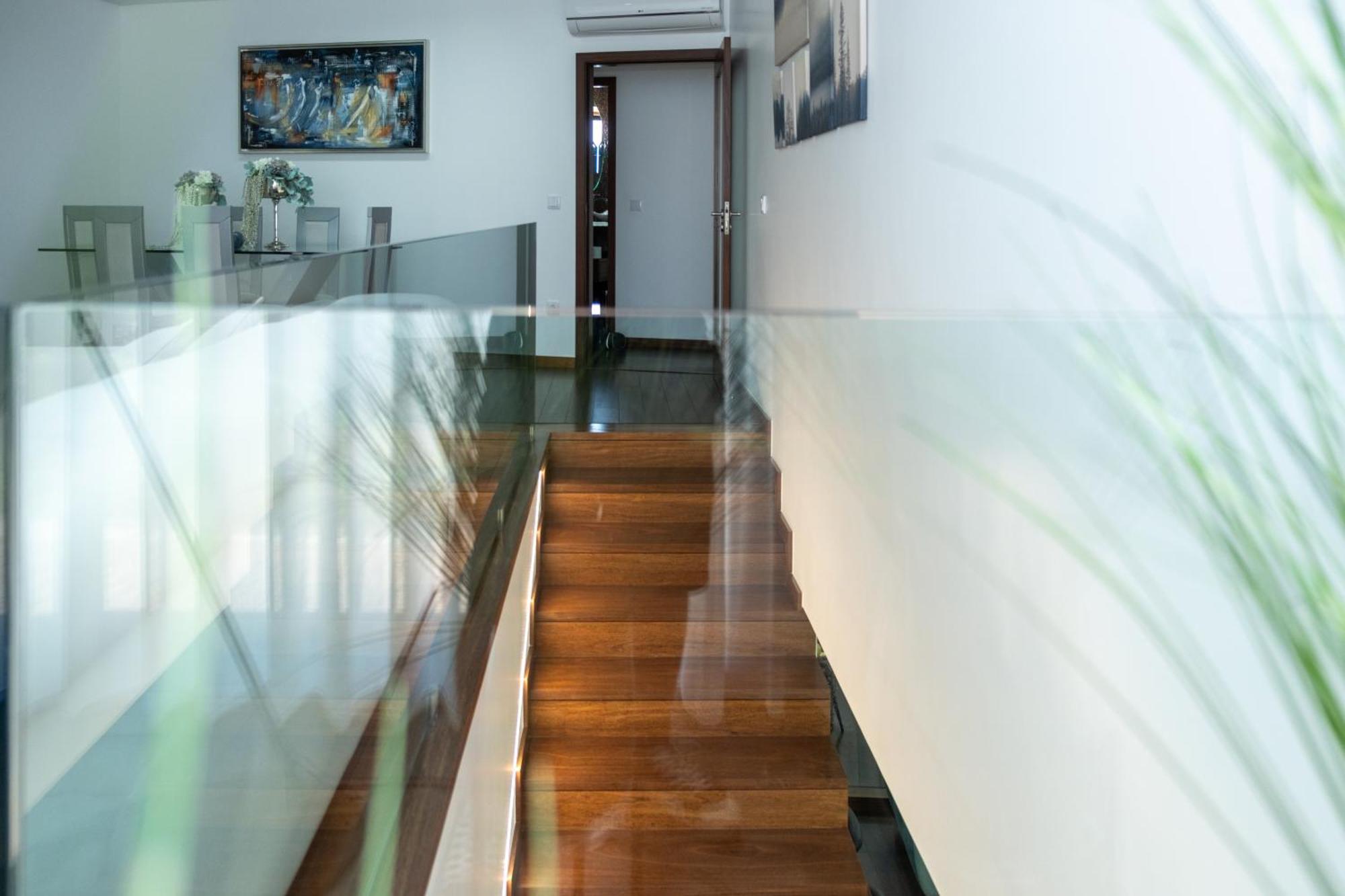 Deluxe Villa Home, Peace & Spa 孔迪镇 外观 照片