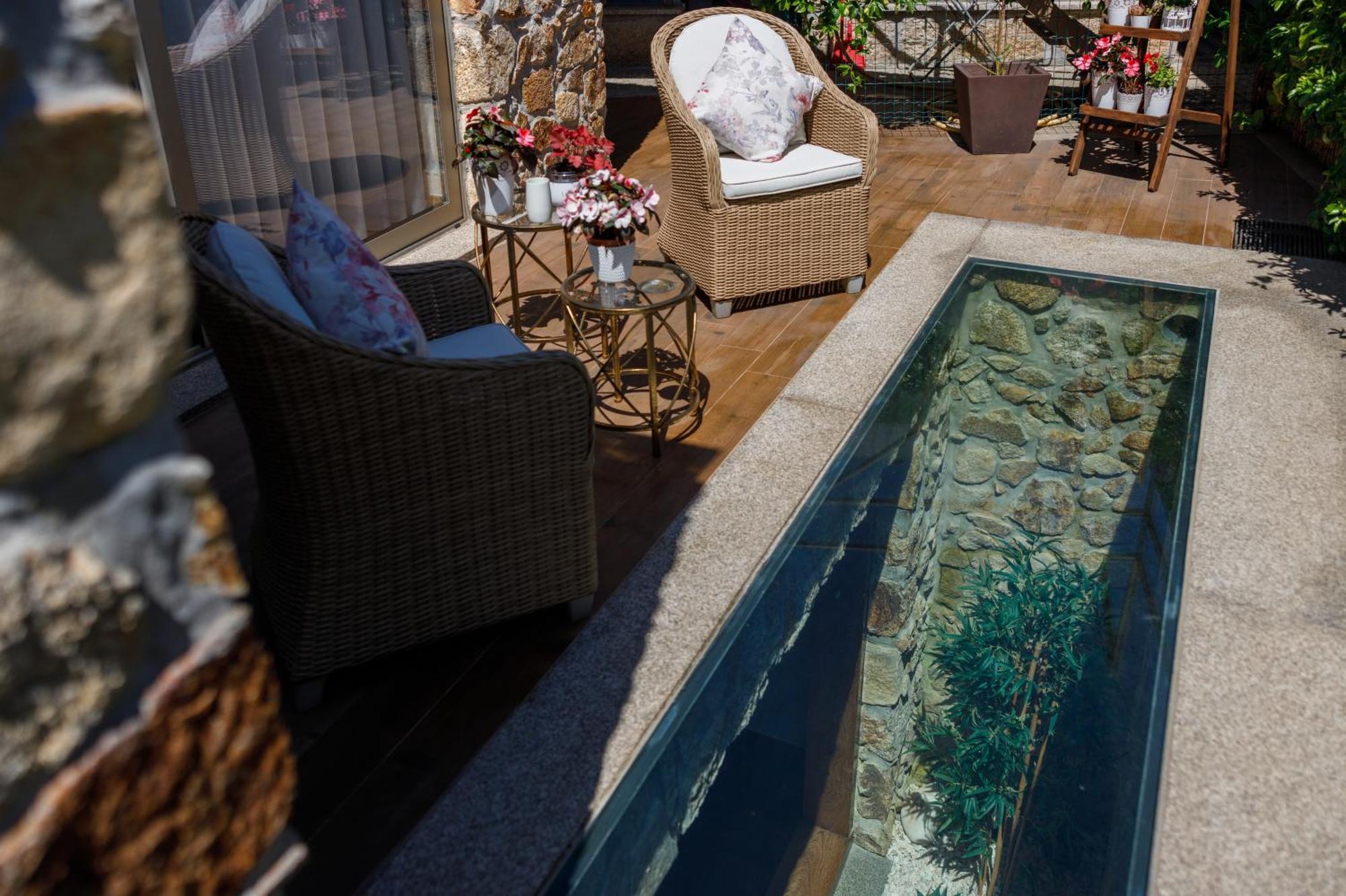 Deluxe Villa Home, Peace & Spa 孔迪镇 外观 照片